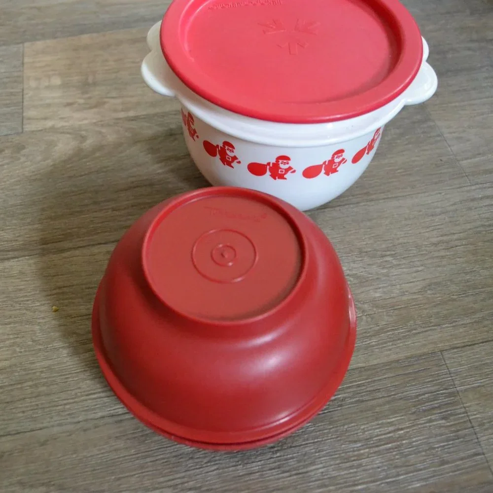 Vintage Tupperware Santa Christmas Bowl Two Piece Set